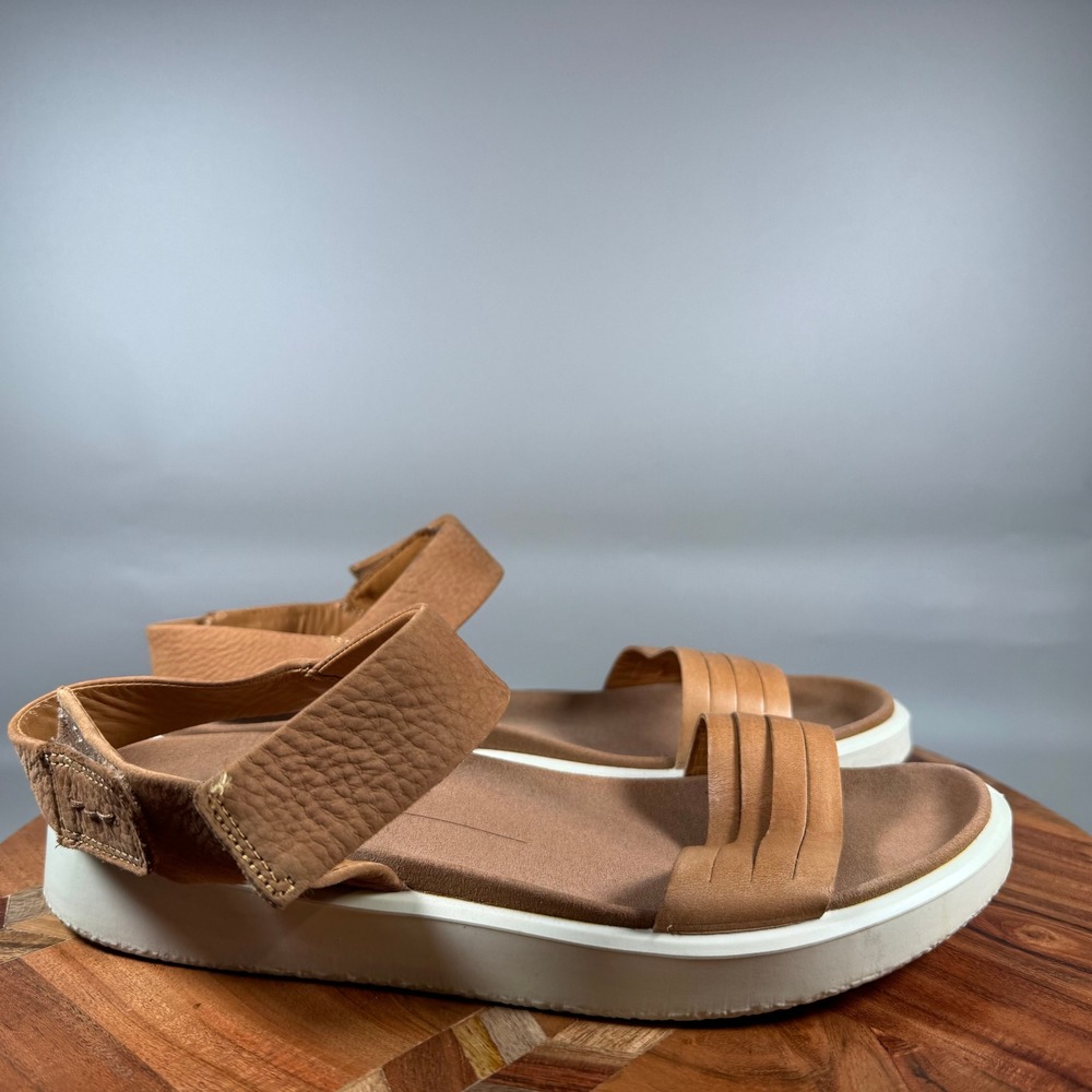 ECCO Simpil Sandal Tan Leather Strappy Flat Platform EU 39 US 8 8.5 273603-51323